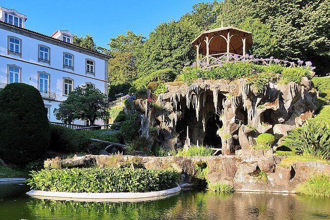 BRAGA AND GUIMARÃES: Private Historic Tour from Porto - Practical Considerations