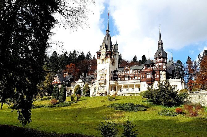 Bran (Dracula) Castle, Peles Castle, Brasov City - Private Tour - Who Should Consider This Tour?