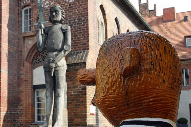 Brandenburg Scavenger Hunt and Sights Self-Guided Tour - A Closer Look at the Tour