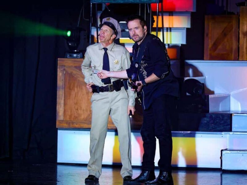 Branson: C.J. Newsom's Classic Country & Comedy Show Ticket - The Musical Experience