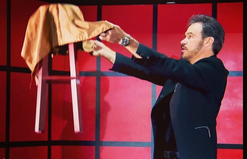 Branson: Cabaret Comedy Magic Dinner Show - Accessibility and Practical Details