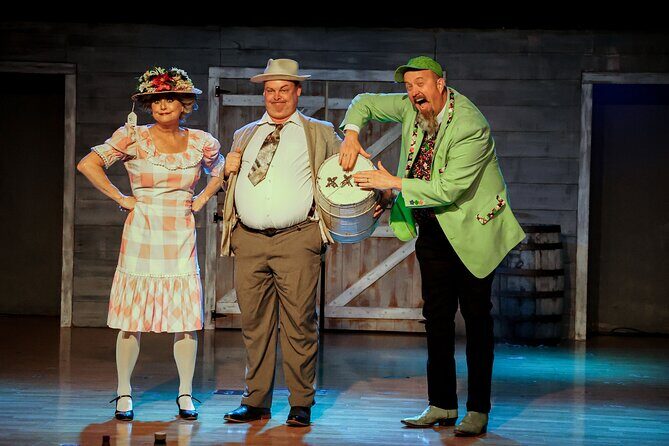 Branson Comedy Bash Dinner Show - Bransons Best Comedy - FAQs About the Branson Comedy Bash Dinner Show