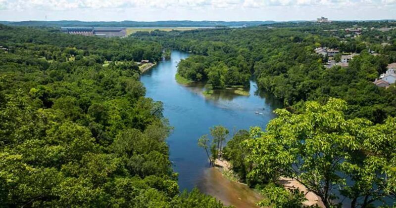 Branson: Downtown, Lake, Baird Mountain & Hollister 4x4 Tour - Key Points