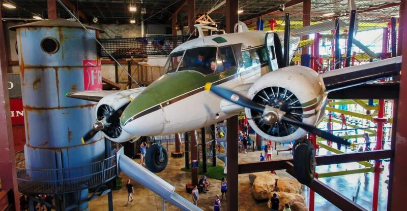 Branson: Fritz's Adventure Indoor Park - All Day Ticket - Unique Challenges: Maze and Climbing Walls