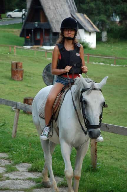 Braov: Horseback Riding Experience - What’s the Experience Like?