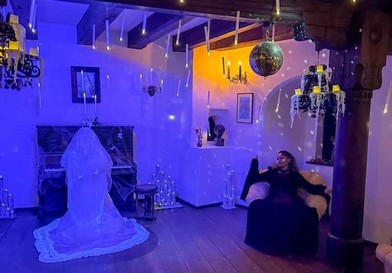 Brasov: Bran Castle Halloween Party & Night Tour + Transport - FAQs