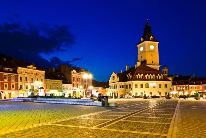 Brasov: Candlelight Tour of Medieval Architecture - Exploring Brasov by Candlelight: A Walk Through Medieval Marvels