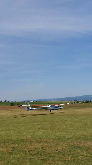 Brasov: Glider Flight Experience at Sanpetru Airfield - Who Would Love This Experience?