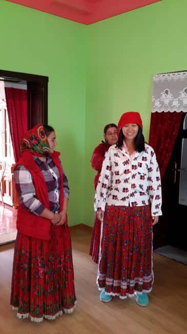 Brasov: Sighisoara, Biertan & Romani Culture Guided Tour - The Practical Stuff: Price, Duration, and Group Size