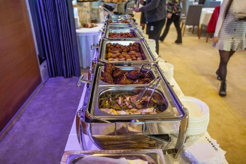 Bratislava: Brunch & Cruise on Danube - Kids and Family-Friendly Features