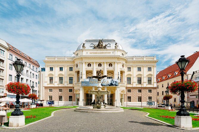 Bratislava Day Trip from Vienna With Catamaran Cruise on Danube - What the Reviews Say