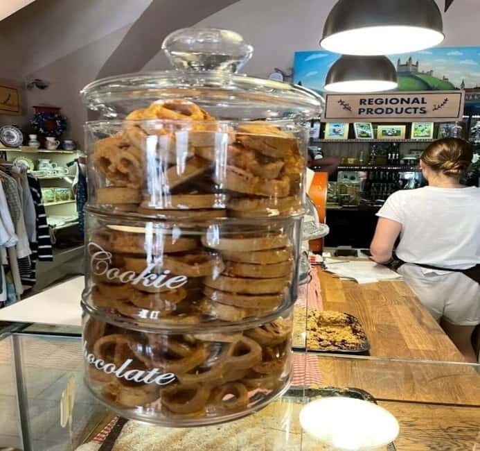 Bratislava: Guided Walking Tour at Night with Old Town - Exploring Bratislava After Dark: A Guided Walking Tour of Old Town and Castle