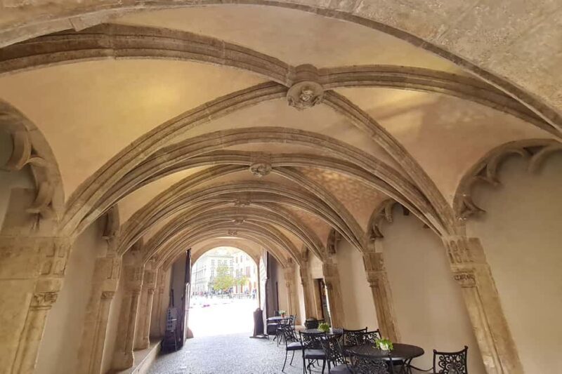 Bratislava: Old City History 2-hours Walking Tour - Key Points