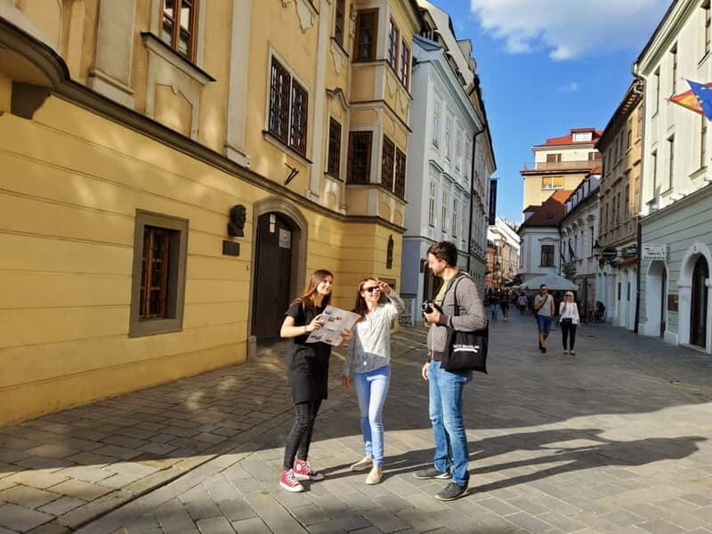 Bratislava: Old Town Walking Discovery Private Tour - Key Points