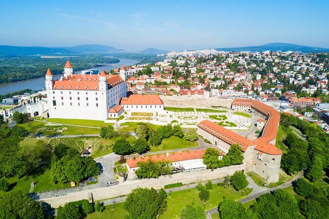Bratislava Private Tour from Vienna - Transport and Guide Experience