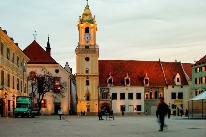 Bratislava Scavenger Hunt and Highlights Self-Guided Tour - Who Will Love This Tour?