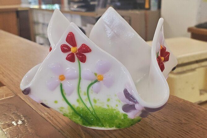 Break It and Make It: A Glass Fusing Session in Everett - How Do You Value the Experience?