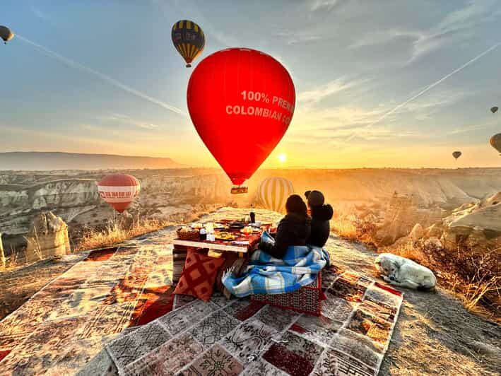 Breakfast with balloons in the valley ( private table ) - In-Depth Look at the Experience