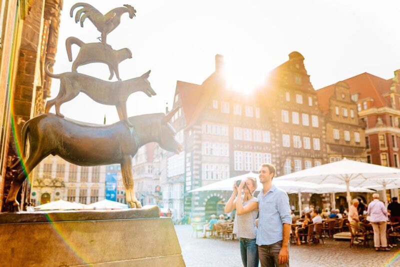Bremen: City Center Guided Walking Tour - Key Points