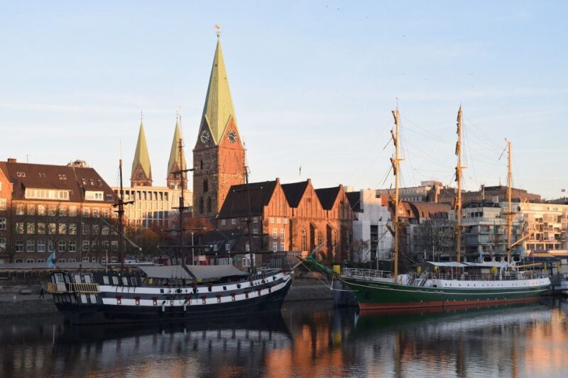 Bremen: Private Walking Tour with a Professional Guide - What the Reviews Tell Us