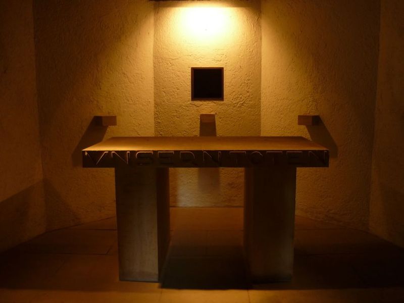 Bremen: Underground Guided Tour - Unterwelten 1: Church of Our Lady Area and Multiple Bunkers