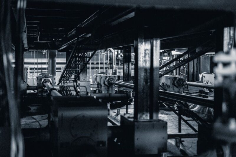 Bremen: Underworld Tour with the Cellar of the Theatre - Key Points