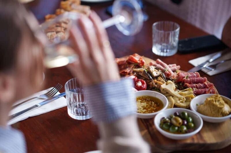 Brisbane: Tamborine Wine & Distillery Tour + 2 Course Lunch - What to Expect from the Tamborine Wine & Distillery Tour