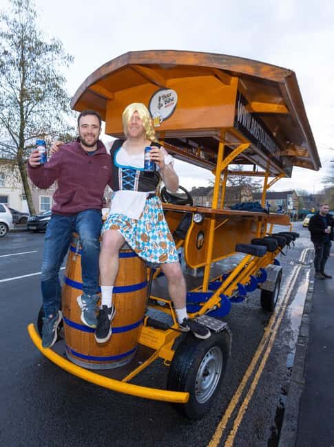 Bristol: Beer Bike Tour with Drinks and Music - The Experience in Practice