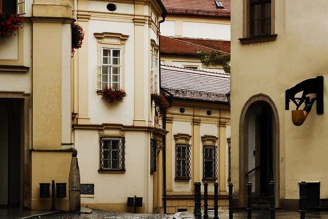 Brno Historical Walking Tour - Practical Details and Tips