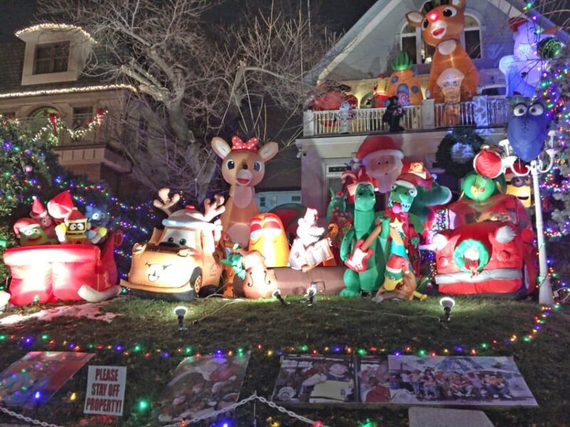 Brooklyn: Dyker Heights Christmas Walking Tour - Practical Tips for a Great Experience