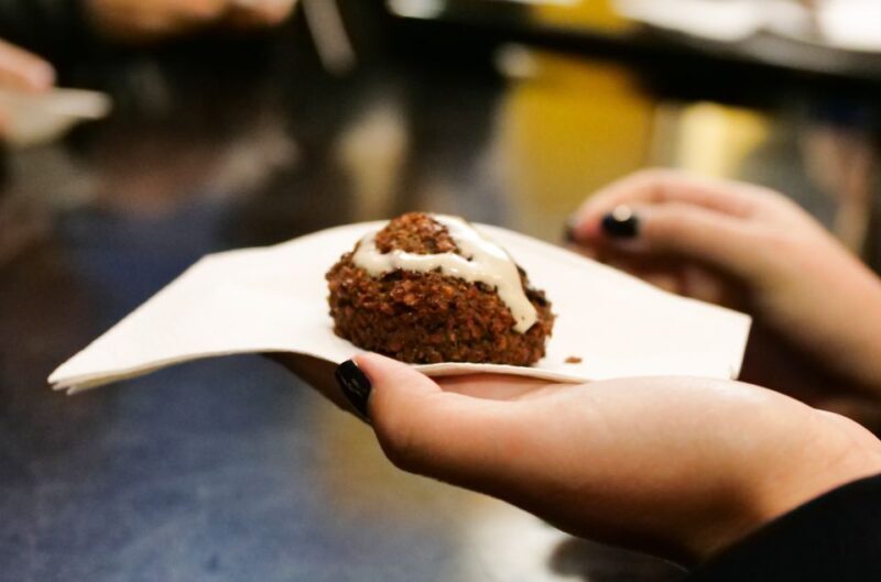 Brooklyn Heights and Dumbo: Guided New York Food Tour - The Guided Walking Tour & Neighborhood Insights