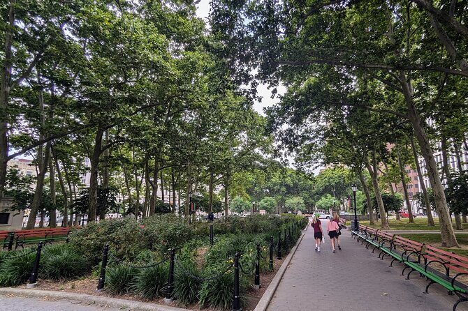 Brooklyn Scavenger Hunt Walking Tour and Game - FAQ