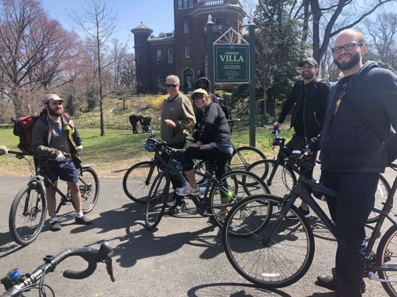 Brooklyn: Sightseeing Bike Tour with Local Guide - Who Will Love This Tour?