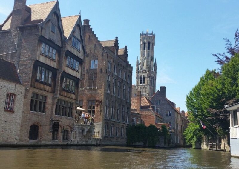 Bruges: 2.5-Hr Walking Tour from train station to Markt - Who Is This Tour Best For?