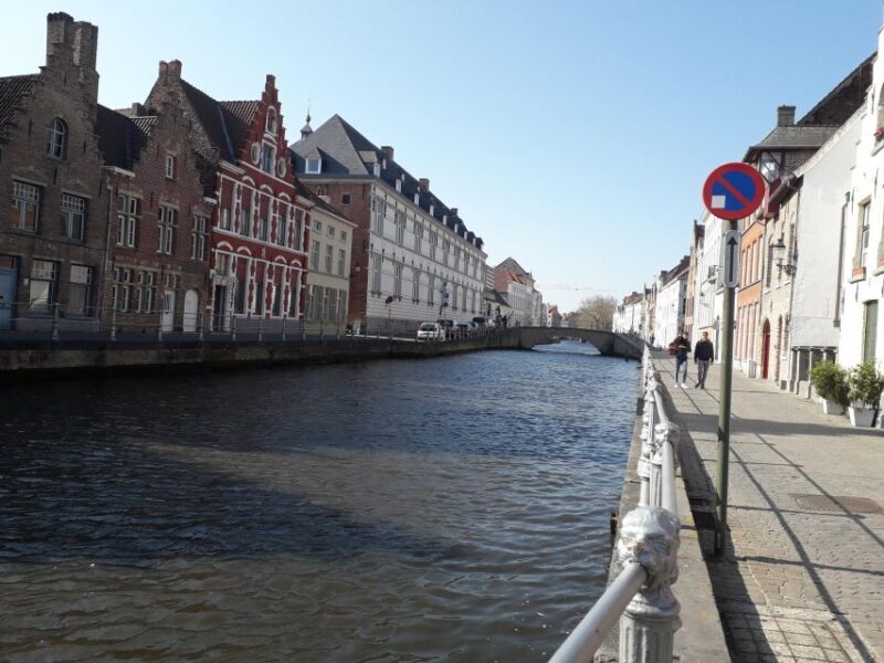 Bruges Beer and Chocolate Walking Tour - A Balanced Look at the Experience