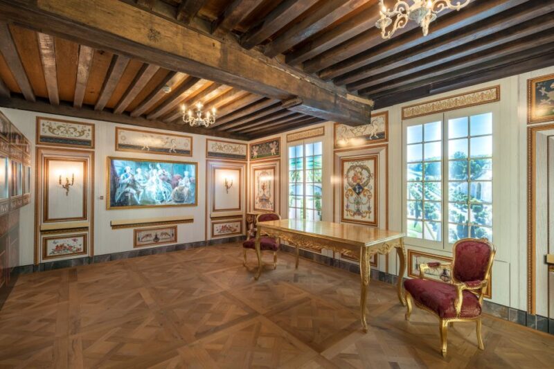 Bruges: Choco-Story Museum with Audio Guide and Tastings - Practical Details and Tips