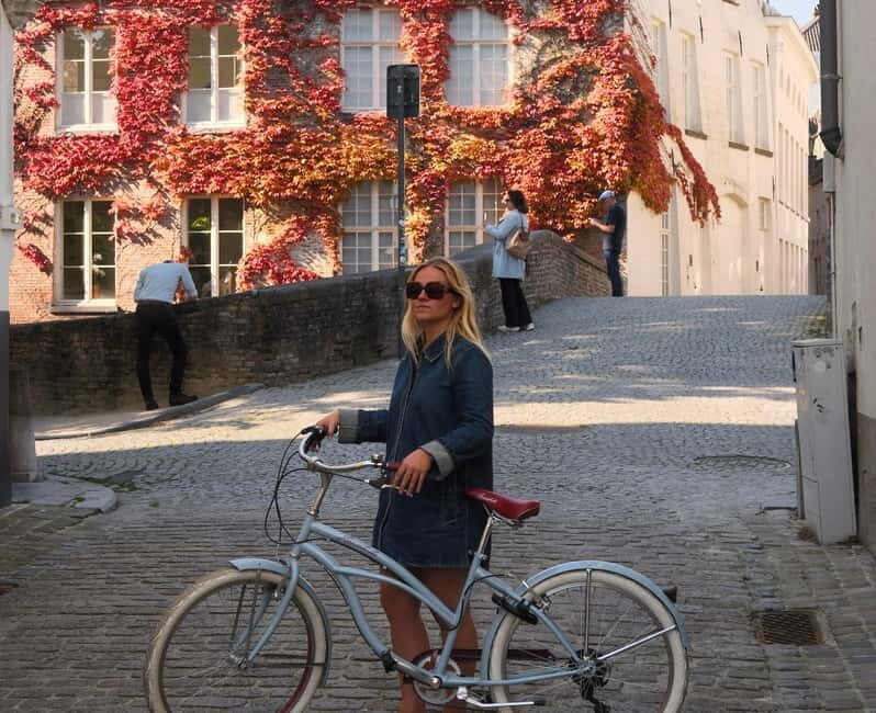Bruges: City Bike Tour with a Local - Key Points