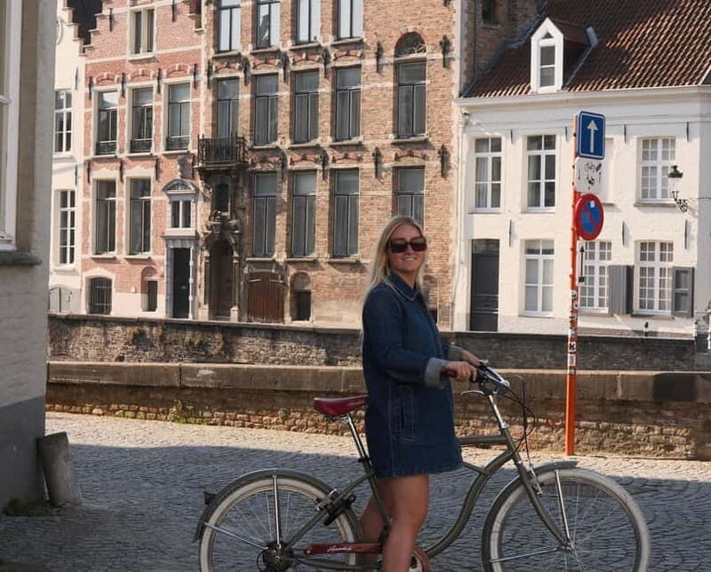 Bruges: City Bike Tour with a Local - Why Choose a Bike Tour in Bruges?