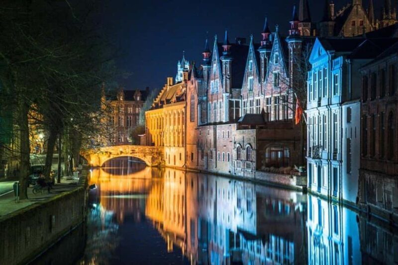 Bruges: City Must-Sees Private Walking Tour - Key Points