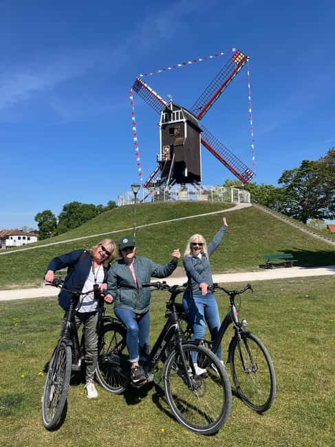 Bruges: Guided Bike Tour with a Local to Sights & Secrets - In-Depth Look at the Tour Experience