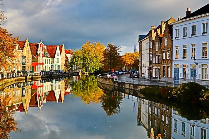 Bruges Highlights & Hidden Gems Small-group from Paris by Minivan - Who Should Consider This Tour?