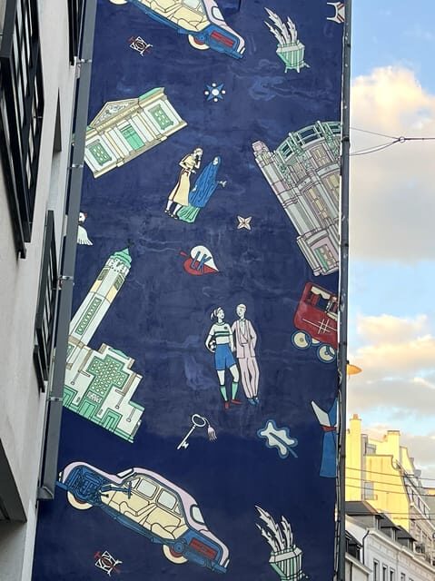 Brussels: 2 hours Private Walking Tour of the Comics Walls - Exploring the Brussels Comics Walls Tour: A Closer Look