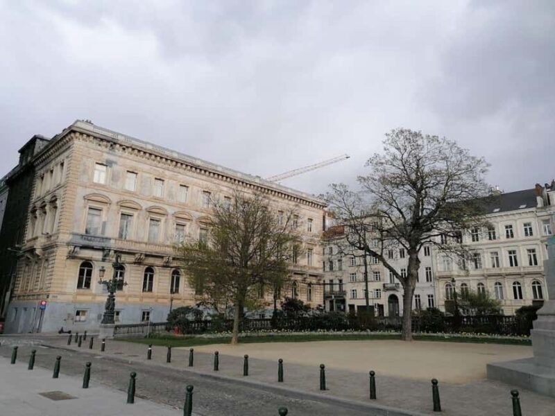 Brussels: Autoworld Ticket & Digital City Tour - FAQ