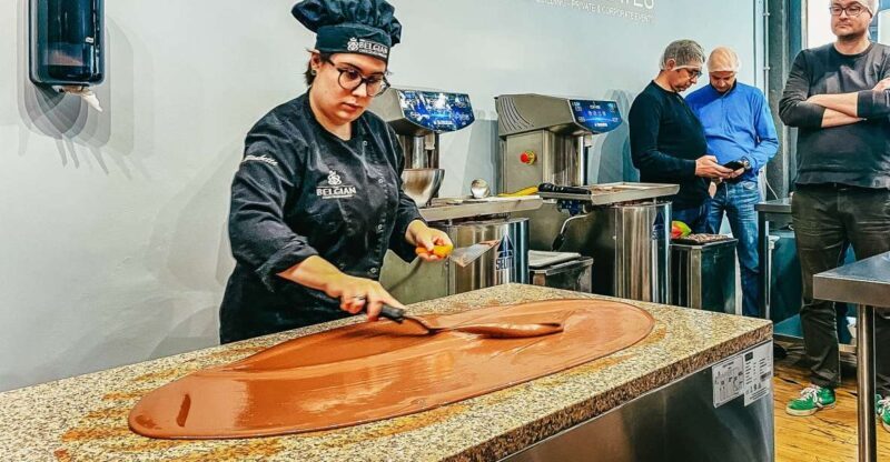 Brussels: Belgian Chocolate Making Workshop with Tastings - The Group and Atmosphere