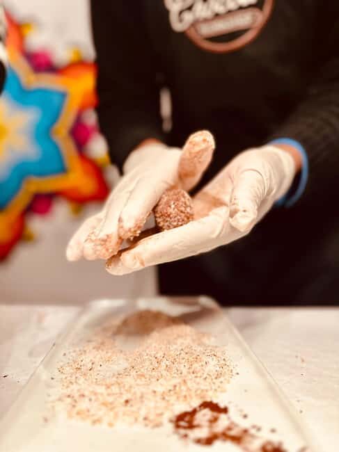 Brussels: Belgian Chocolate Truffles Workshop and Tasting - Key Points