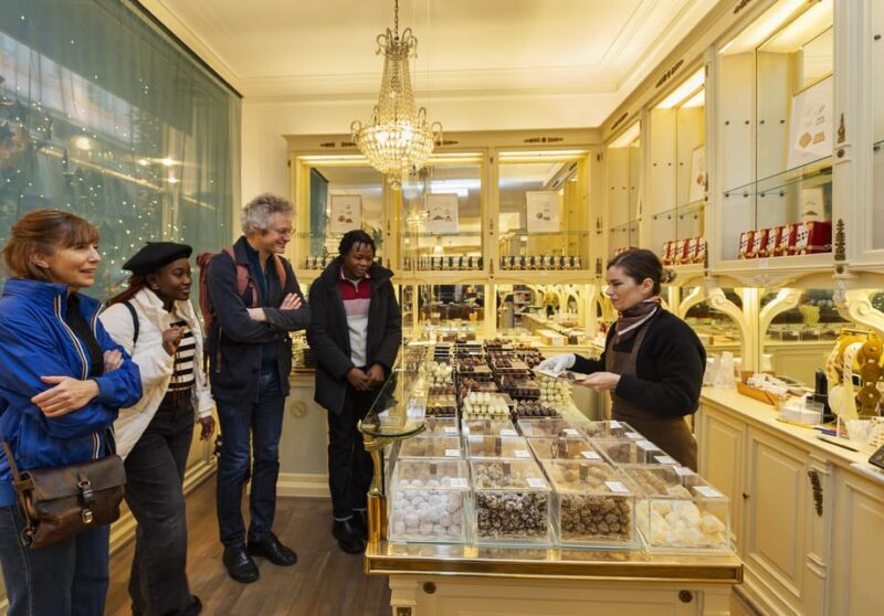 Brussels: Guided Food Tour with Full Meal and Drinks - A Closer Look at the Itinerary