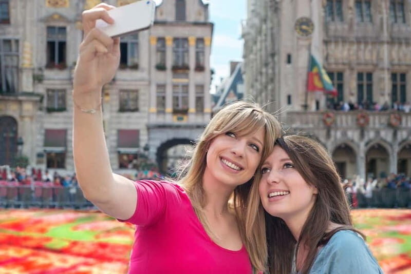 Brussels: Highlights and Hidden Corners Private Guided Walk - Key Points