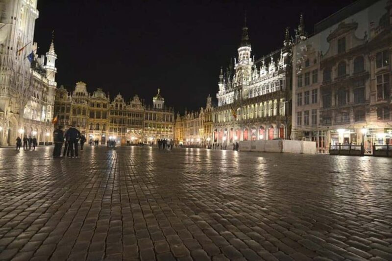 Brussels: Highlights and Hidden Gems Walking Tour - Guide Quality and Personal Experiences