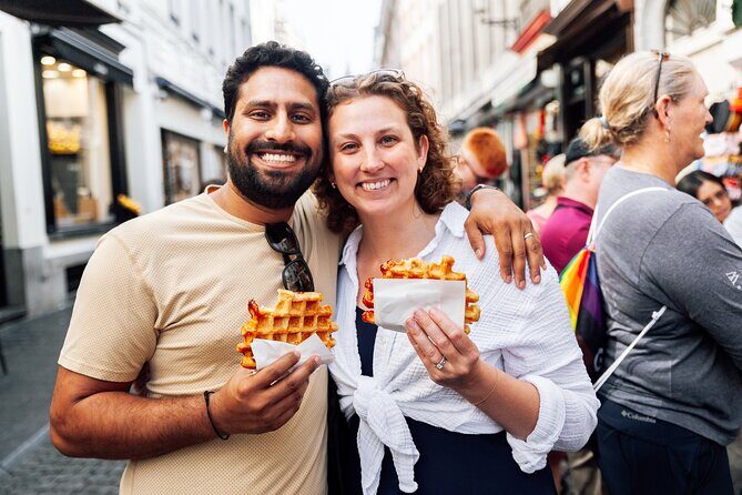 Brussels: Historical Walking Tour with Chocolate & Waffle Tasting - A Deep Dive into the Brussels Walking Tour
