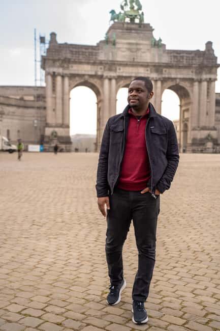 Brussels: Photo shooting and walking tour - An In-Depth Look at the Tour